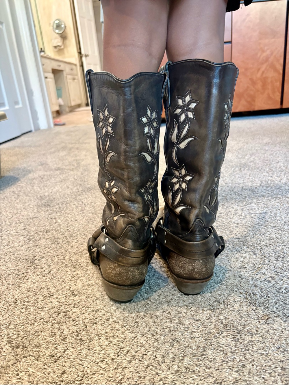 Golden Goose Distressed Boots with Floral Leather Inlay - Picture 5 of 8